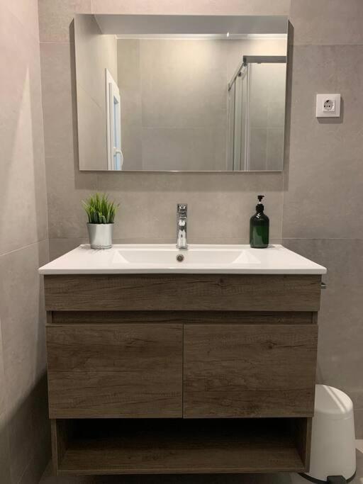 Apartamento Nuevo, 3 Dormitorios Con Terraza 그라나다 외부 사진